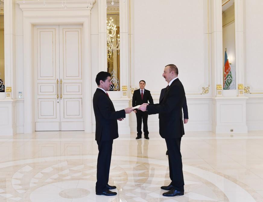 President Aliyev receives credentials of incoming ambassadors (PHOTO)
