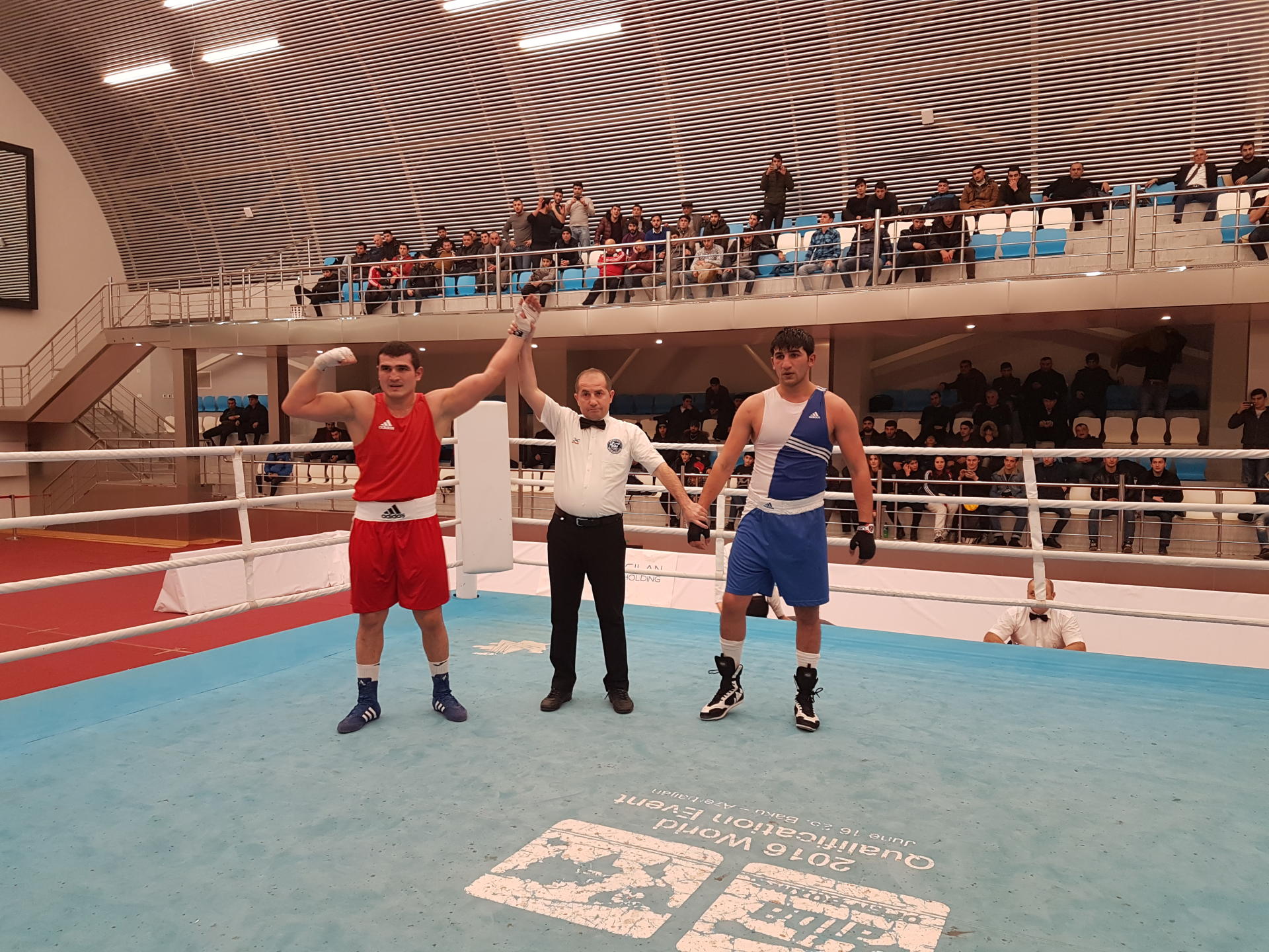 Kişi boksçular arasında Azərbaycan çempionatının finalçıları müəyyənləşib (FOTO)