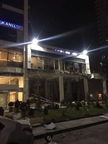 Ankarada baş verən partlayış zamanı 3 nəfər xəsarət alıb (FOTO) (YENİLƏNİB)