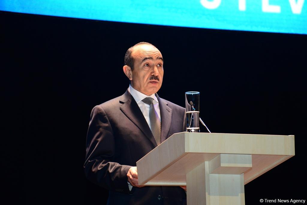 Али Гасанов: Внеочередные президентские выборы в Азербайджане ставят задачи перед профсоюзами