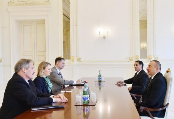 Ilham Aliyev receives US State Dept. official (PHOTO)