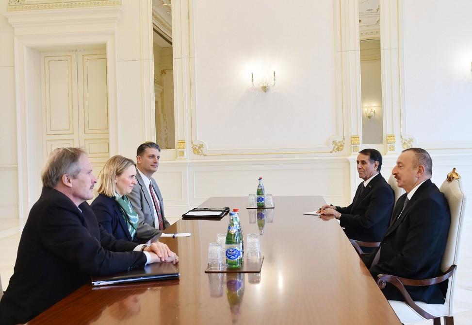 Ilham Aliyev receives US State Dept. official (PHOTO)
