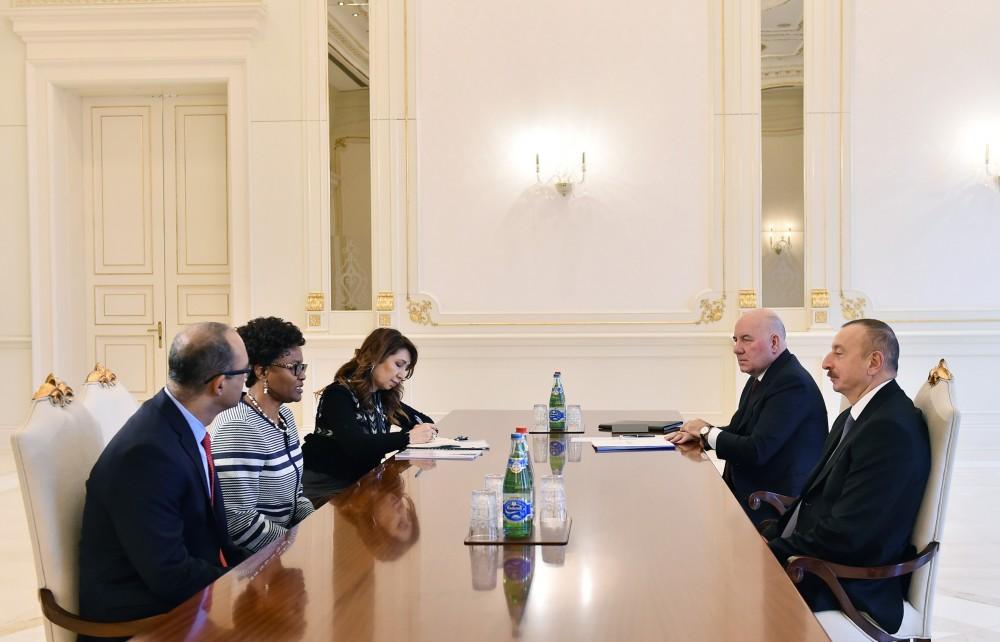 President Aliyev receives WB regional director for South Caucasus (PHOTO)