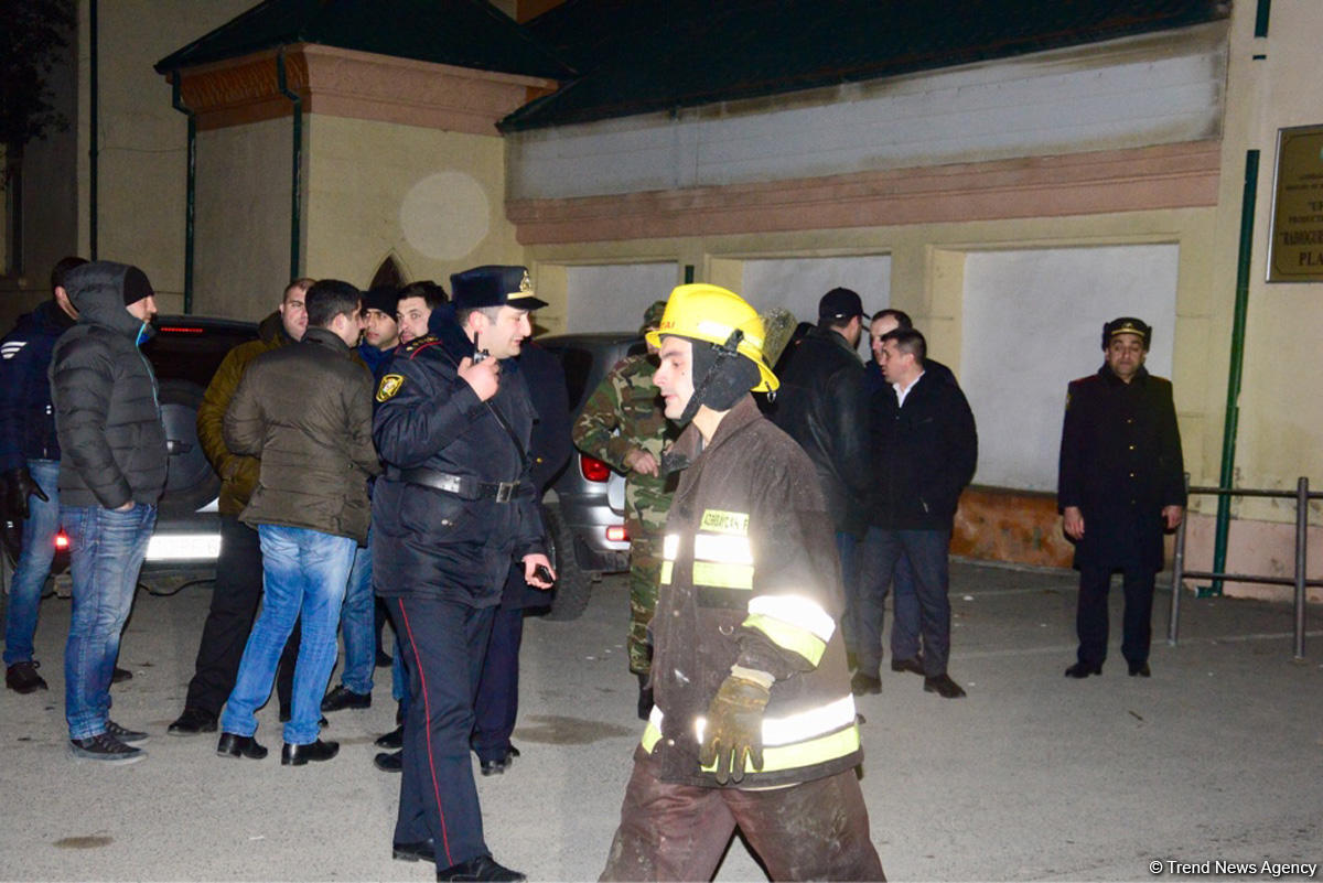 Пожар в Хатаинском районе Баку потушен (ФОТО/ВИДЕО) (ОБНОВЛЕНО)