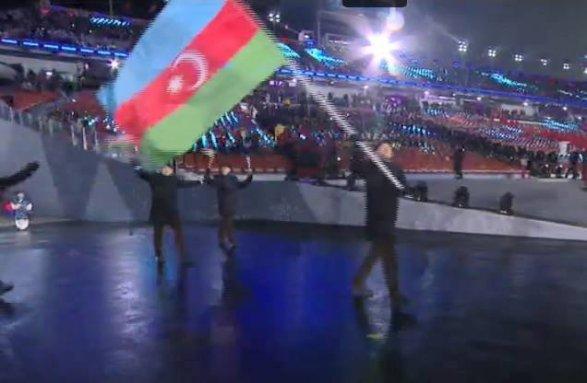 Patrick Brachner carries Azerbaijan's flag in Winter Olympics Opening Ceremony