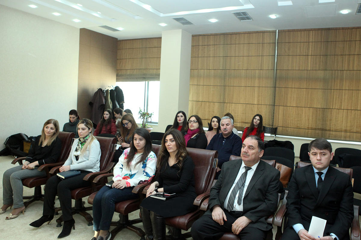 Sosial inklüziya xidmətləri ilə bağlı təlimlərin iştirakçılarına sertifikatlar verilib (FOTO)