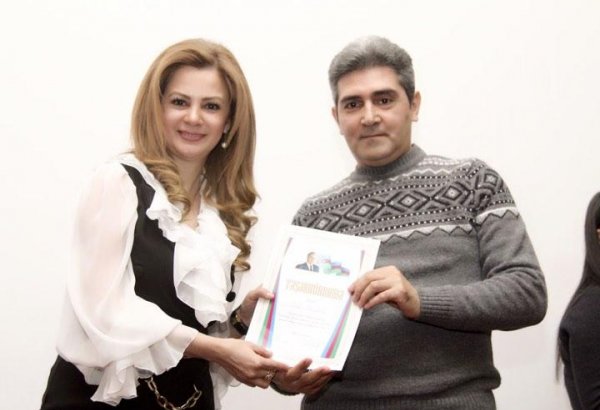 В Баку прошла презентация первого национального фильма-пантомимы "Сотворение мира" (ФОТО)