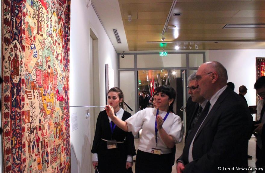 В Баку отметили Новый год по китайскому календарю ковровым искусством (ФОТО)
