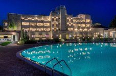 Отель Garabag Resorts&Spa получил почетную награду от Booking.com  (ФОТО)