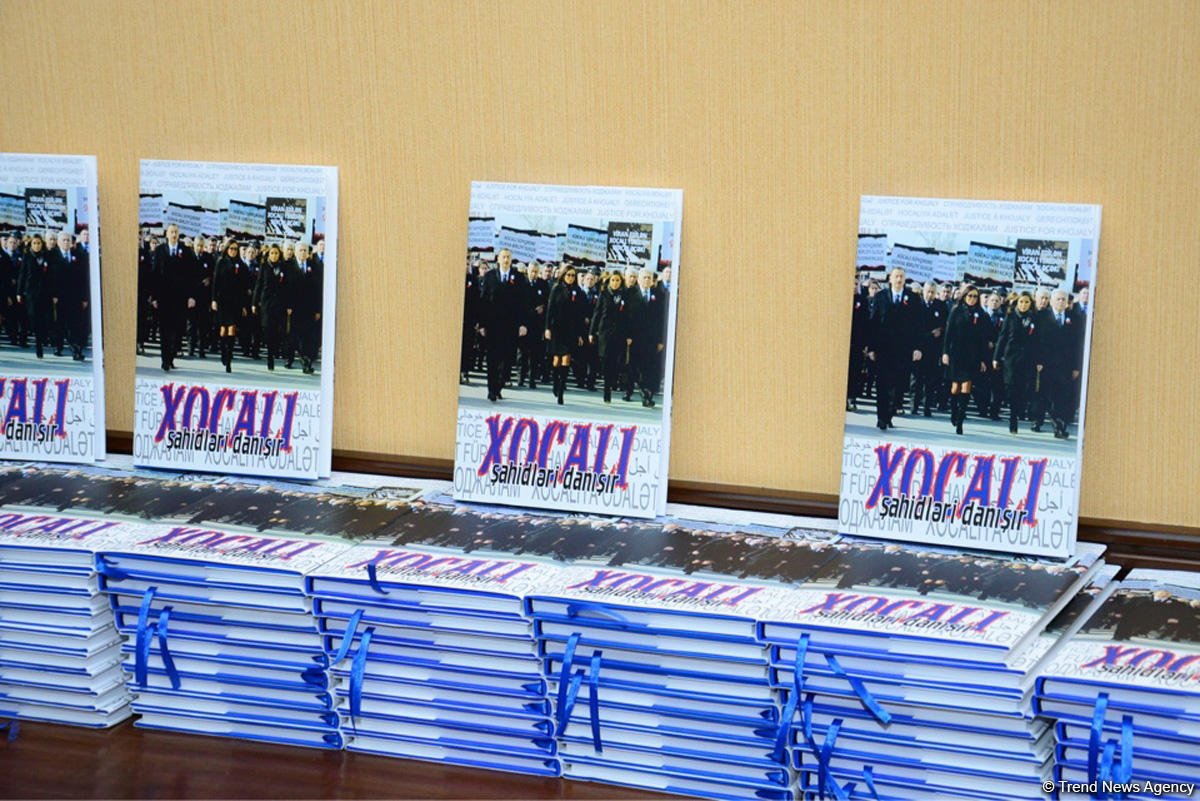 В Баку прошла презентация книги «Говорят свидетели Ходжалы» (ФОТО)