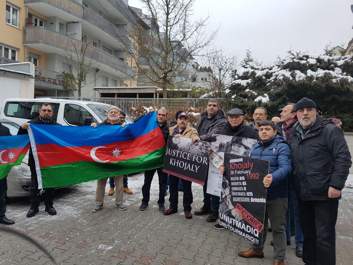Azerbaijanis in Munich hold protest rally over Khojaly genocide (PHOTO)