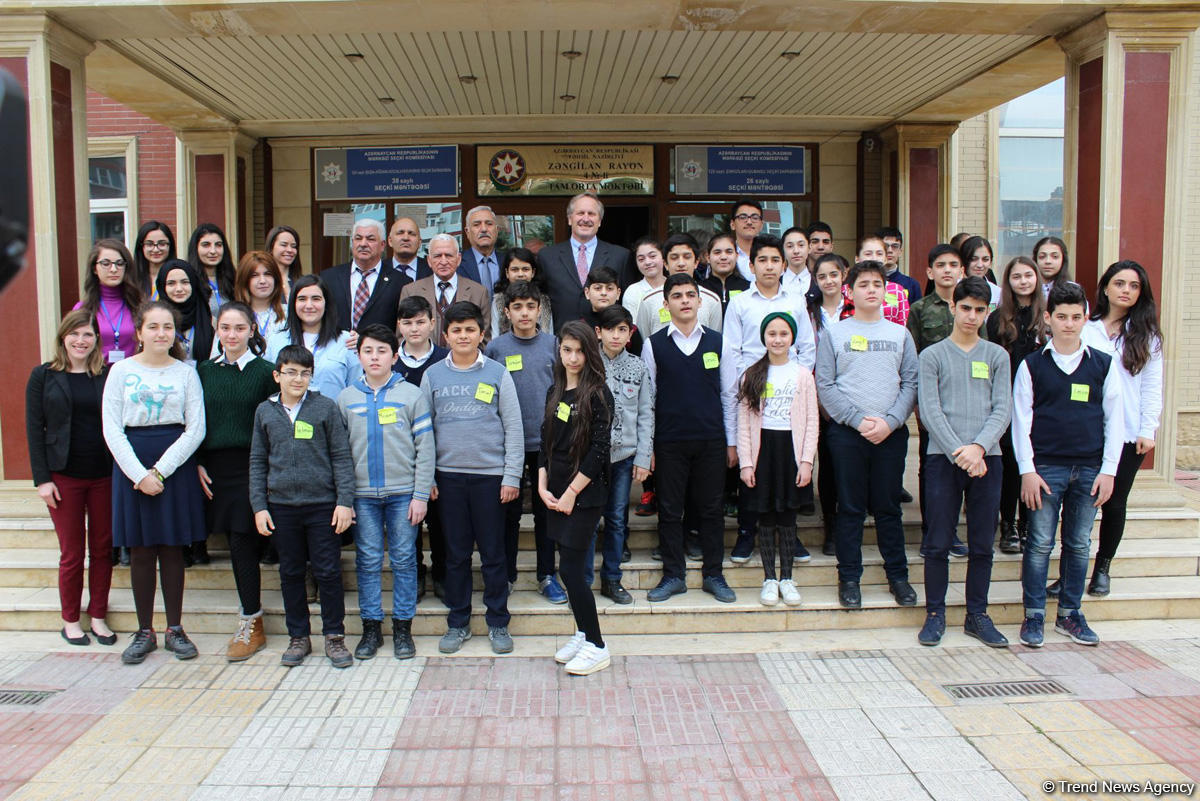 US launches new project to support children of IDPs in Azerbaijan (PHOTO)