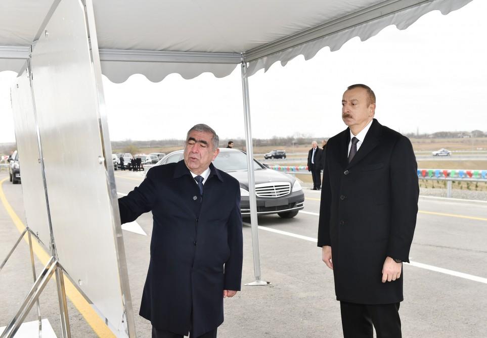 Президент Ильхам Алиев принял участие в открытии реконструированного участка Аран-Гарагаджи дороги Мингячевир-Бахрамтепе (ФОТО)