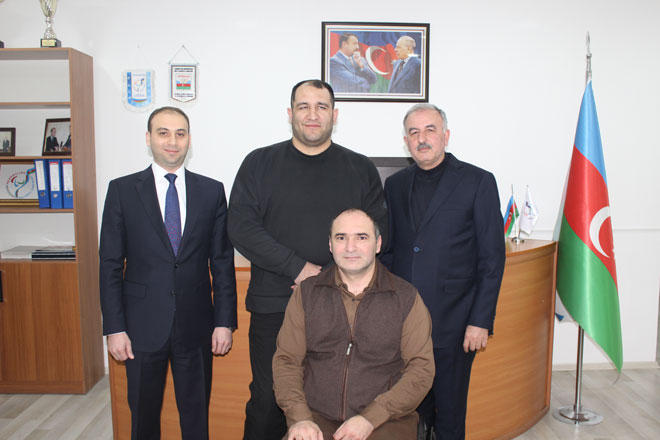 В Азербайджане будут развивать зимние виды спорта среди паралимпийцев