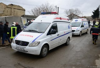 3 человека отравились дымом во время пожара в наркологическом центре в Баку