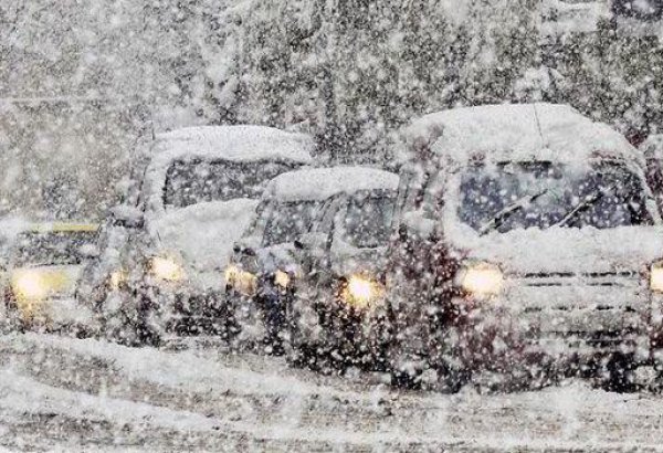 Британские власти ввели повышенный уровень опасности из-за холодов и снегопадов