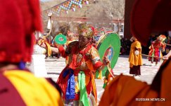 Последний день празднований тибетского Нового года в монастыре Гонггар Чеде (ФОТО)