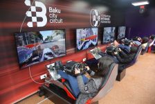 Qaxda keçirilən F1 simulyator yarışında 11-ci sinif şagirdi fərqlənib (FOTO) - Gallery Thumbnail