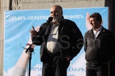 Yerevanda Serj Sarkisyana qarşı etiraz aksiyası keçirilir (FOTO)