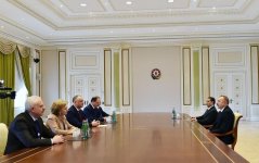 Prezident İlham Əliyev Moldova Prezidenti İqor Dodonla görüşüb (FOTO) (YENİLƏNİB) - Gallery Thumbnail