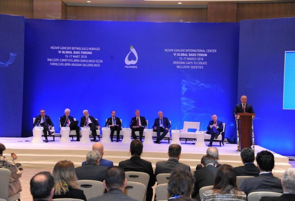 Albaniya Prezidenti: TAP, "Şahdəniz" layihələri regional enerji təhlükəsizliyinə böyük töhfədir (FOTO)