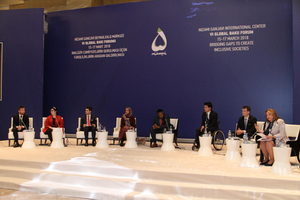 VI Qlobal Bakı Forumu çərçivəsində gənclərin panel müzakirəsi keçirilib (FOTO)