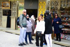 Tourists in Baku celebrating Novruz holiday (PHOTO)