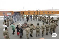Nar отметил праздник Новруз вместе с солдатами в прифронтовой зоне (ФОТО/ВИДЕО)