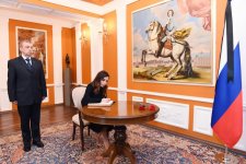 First VP Mehriban Aliyeva visits Russian embassy in Azerbaijan (PHOTO)