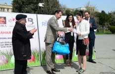 В Баку состоялось награждение победителей выставки "Весенняя свежесть красок" (ФОТО)