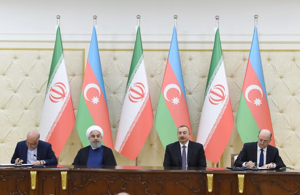 Azerbaijan, Iran sign eight documents in Baku (PHOTO)