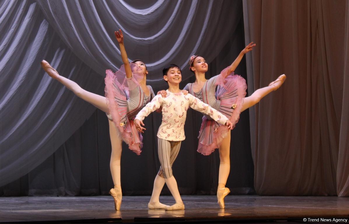 Пластичность и грация: гала-концерт учащихся Казахской национальной академии хореографии в Баку (ФОТО)