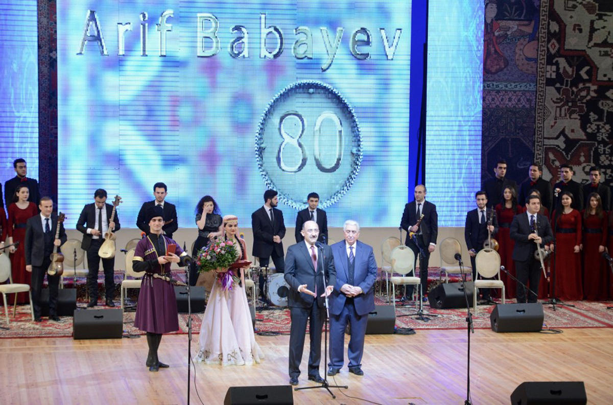 Юбилей Арифа Бабаева отметили грандиозным вечером мугама во Дворце Гейдара Алиева (ФОТО)
