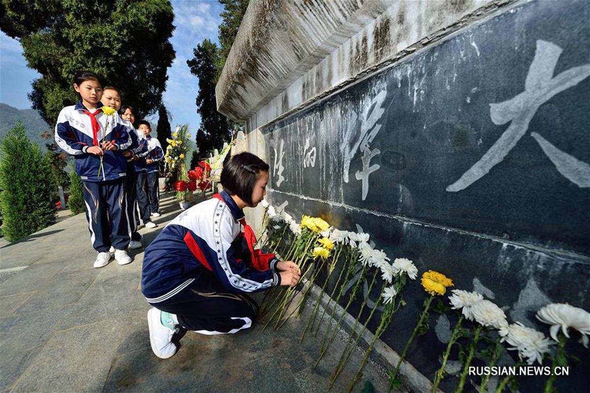 По всему Китаю проходят мероприятия в память о павших героях (ФОТО)