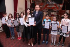 В Баку прошла церемония награждения юных музыкантов (ФОТО)