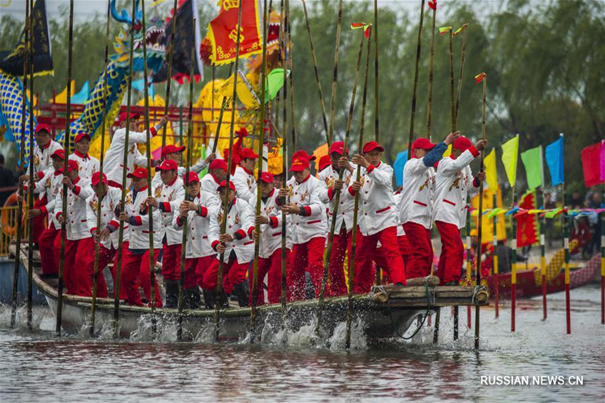 Лодочный фестиваль в провинции Цзянсу (ФОТО)
