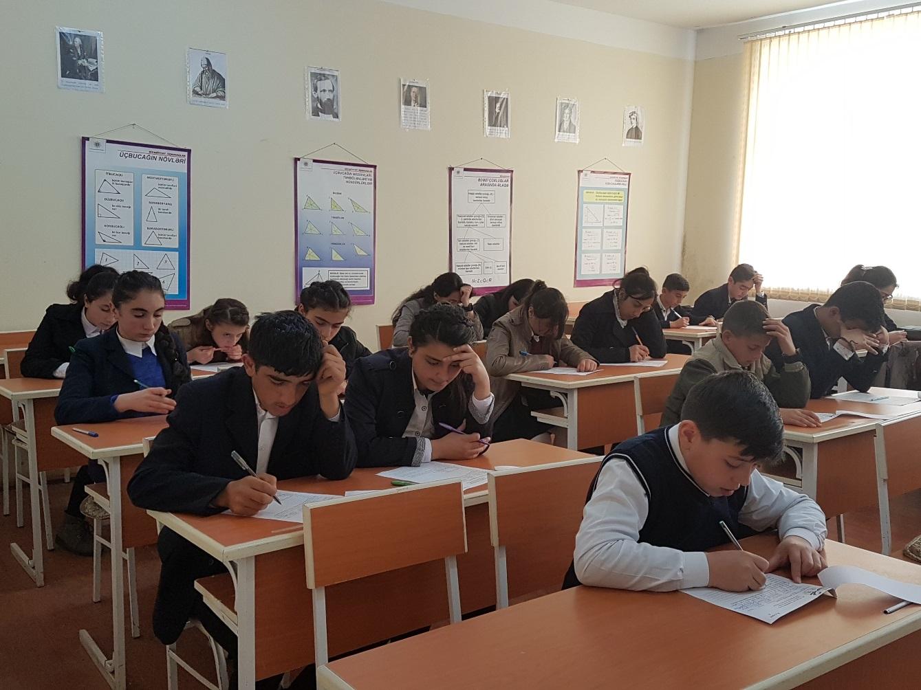 В Азербайджане пересмотрено количество часов на преподавание начальной военной подготовки