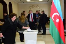 Int’l observers monitor presidential election in Azerbaijan (PHOTO)