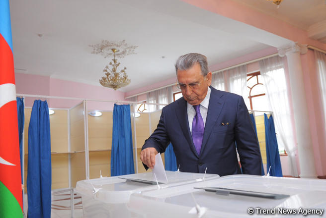 Ramiz Mehdiyev: Prezident seçkiləri yüksək səviyyədə keçir