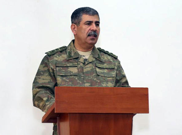 Личный состав азербайджанской армии готов выполнить любой приказ Верховного Главнокомандующего - министр