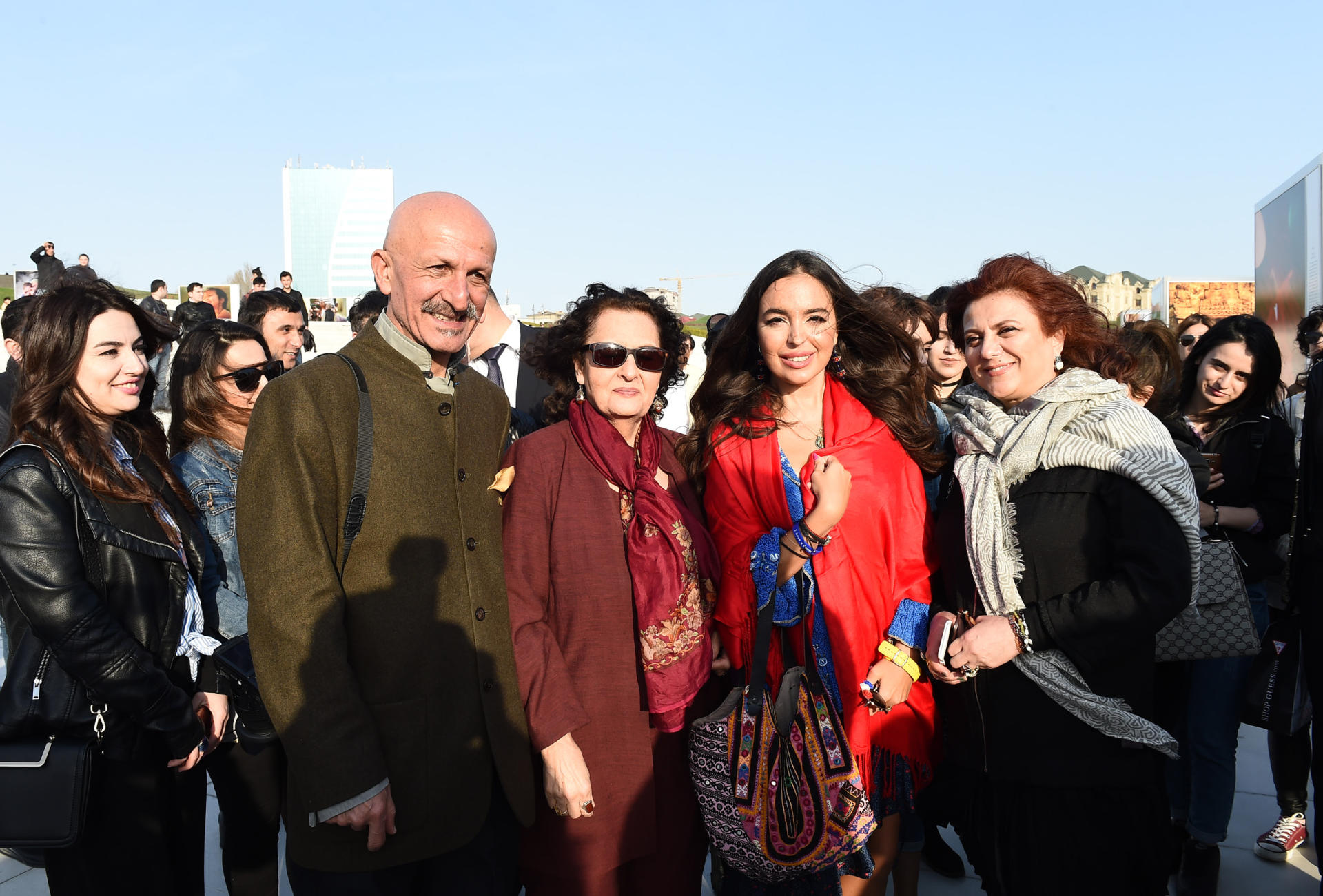 Вице-президент Фонда Гейдара Алиева Лейла Алиева приняла участие в церемонии открытия персональной выставки известного фотографа Резы Дегати