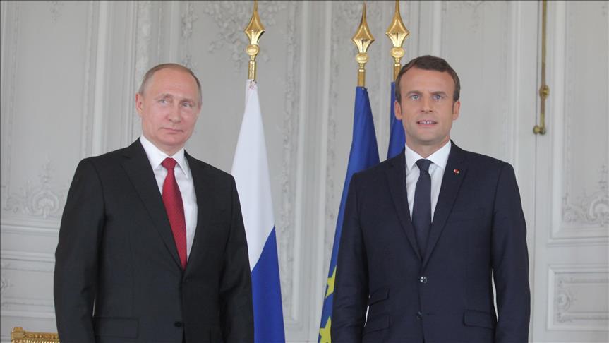 Putin, Macron discuss situation in Karabakh