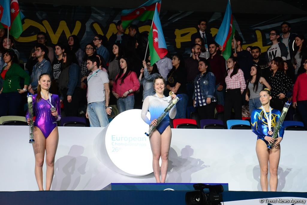 Batut gimnastikası üzrə Avropa çempionatının növbəti qalibləri mükafatlandırılıb (FOTO)