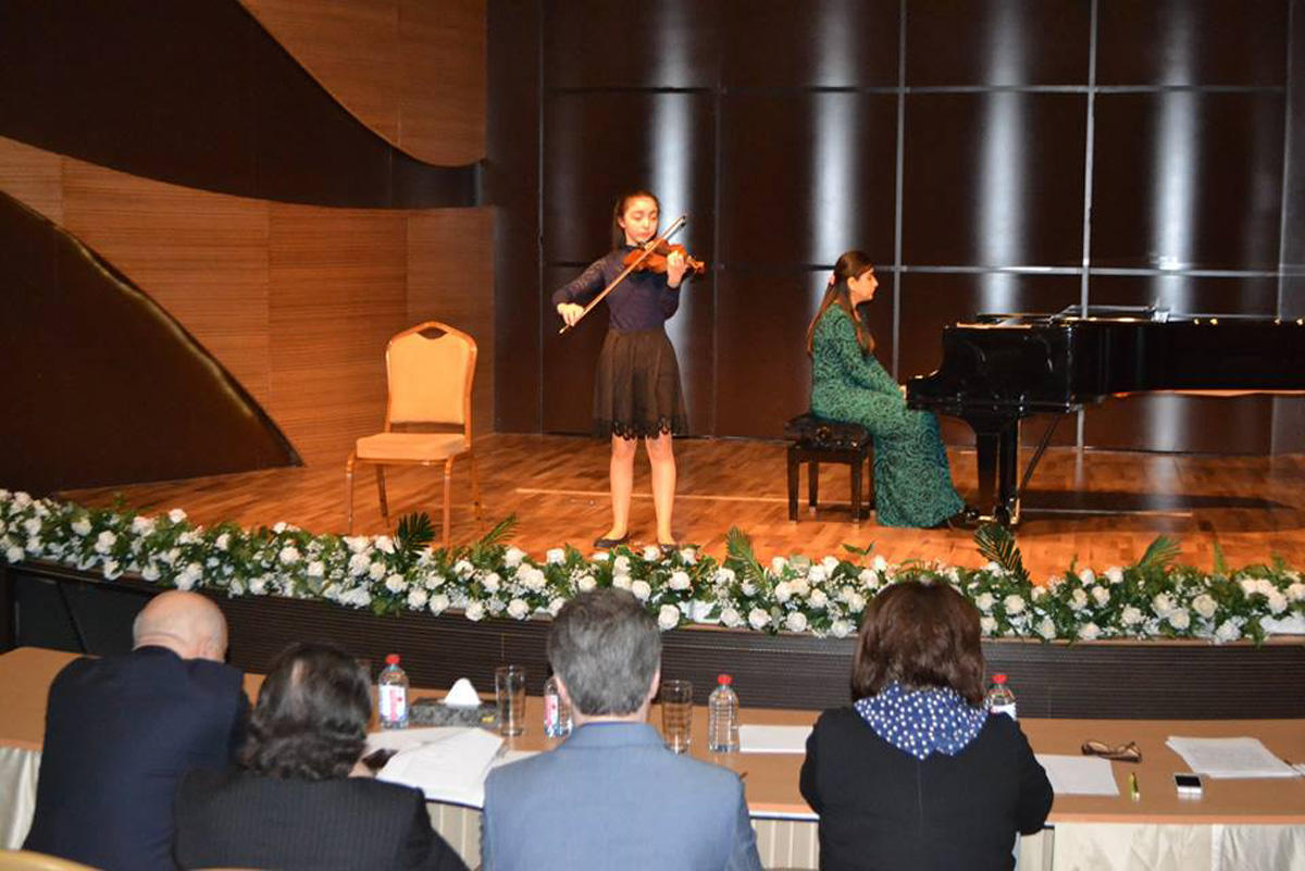 В Баку стартовал Республиканский конкурс музыкантов и исполнителей, посвященный 95-летию Гейдара Алиева (ФОТО)