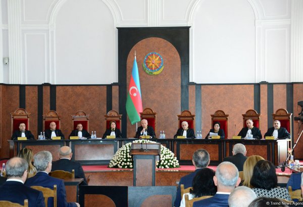 Проходит заседание Конституционного суда в связи с результатами президентских выборов в Азербайджане (ФОТО)
