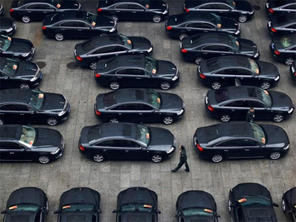 China to scrap foreign auto ownership limits by 2022