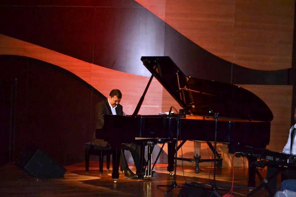 Продолжатель наследия Вагифа Мустафазаде выступил с концертом в Баку (ФОТО)