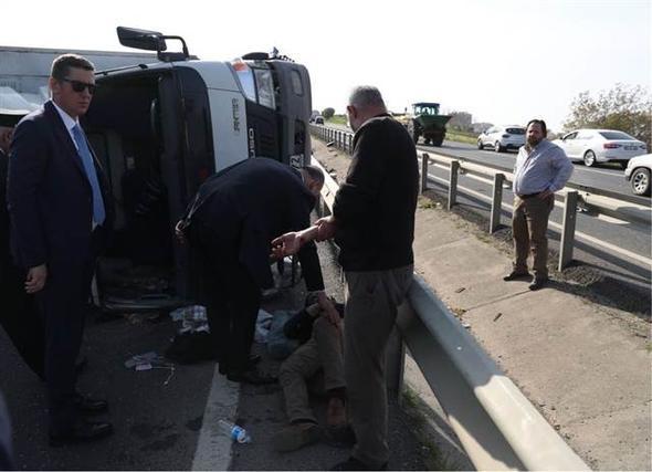 Turkish interior minister's motorcarde gets into road accident (PHOTO)