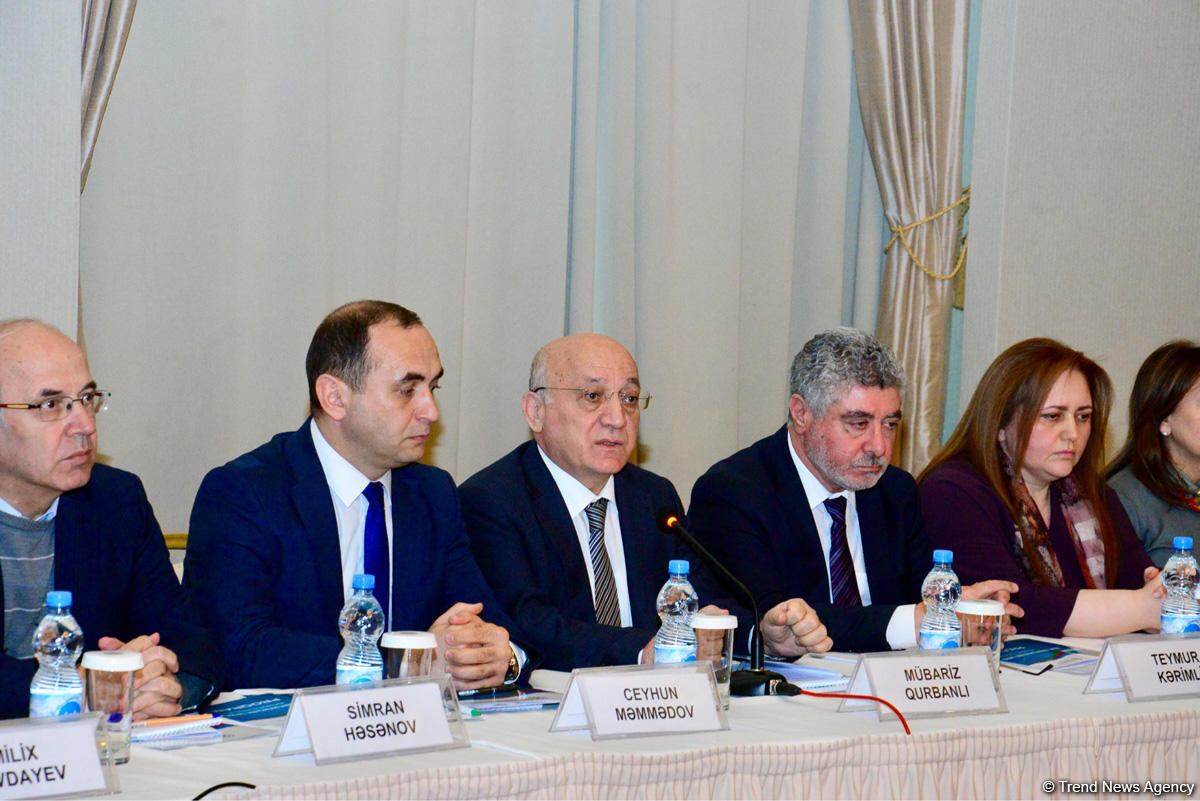 Мубариз Гурбанлы: Чуждое влияние на национально-духовные ценности Азербайджана необходимо пресекать сообща