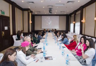 Baku Fashion Club “Azərbaycan dizaynerləri və estrada ulduzları” adlı yığıncaq keçirib (FOTO)
